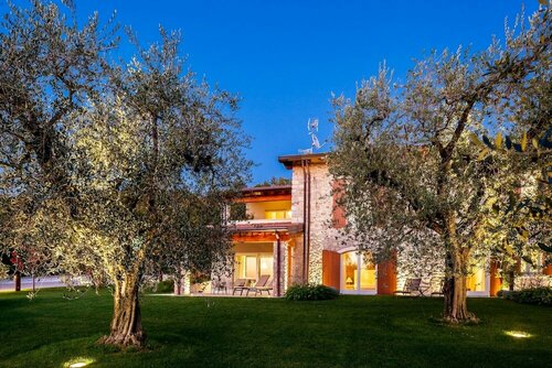 Внешний вид отеля Quercia Belvedere Relais в Бардолино, фото 5