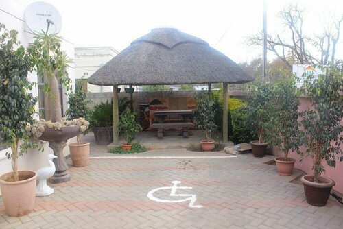 Гостиница Upper Room Guest House во Франсистауне