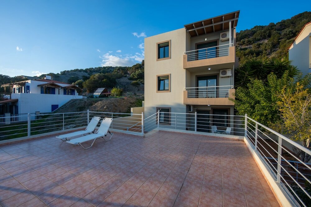 Фото Portela Apartments Kampoula