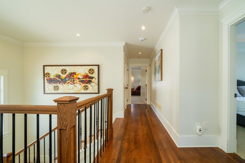 Фото Elegant & Cozy Escape West Vancouver