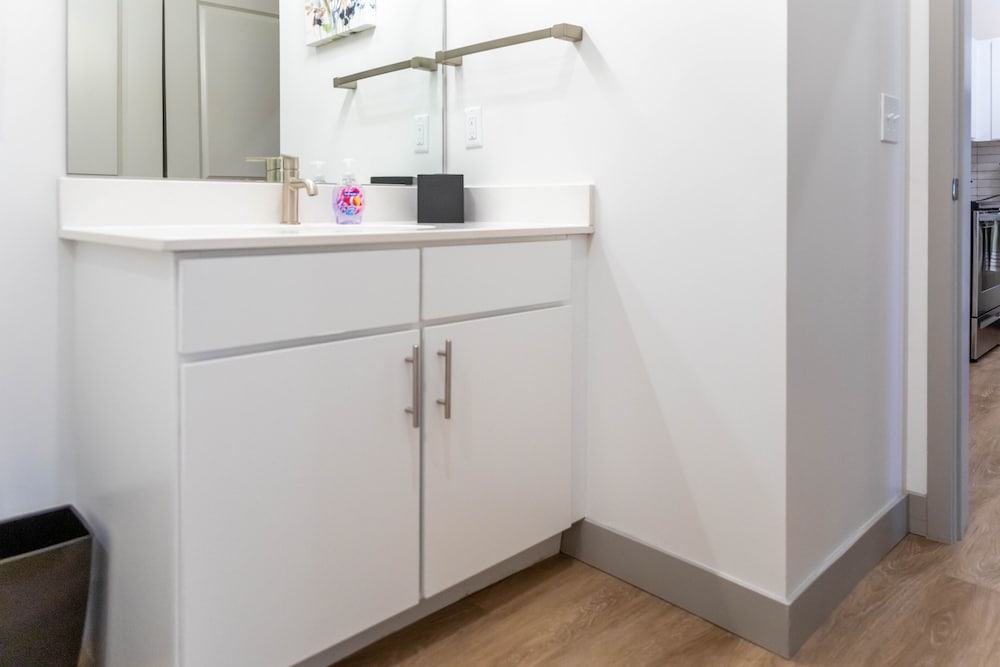 Фото 2br Brand New Suite With Gym & Pool