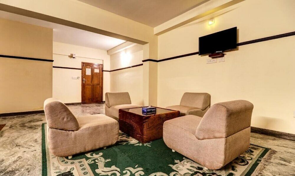 Фото Hotel Rvees Regency