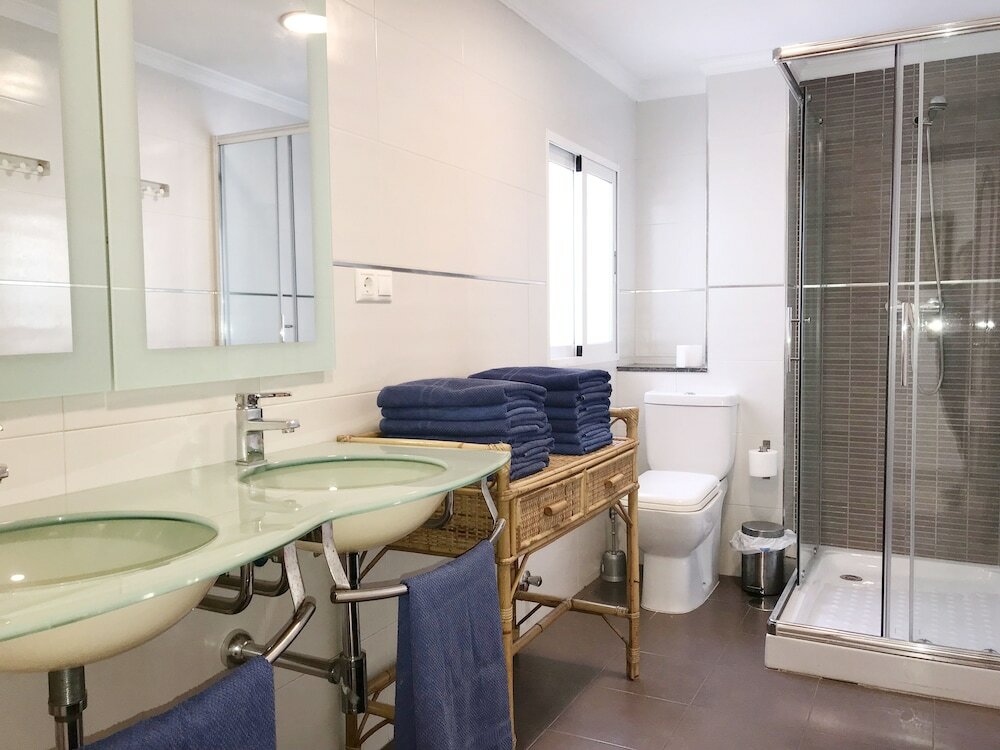 Фото Apartamentos Turisticos La Mundial