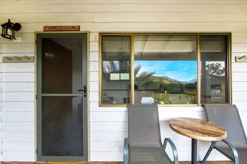 Фото Altamira Along Bakers Creek