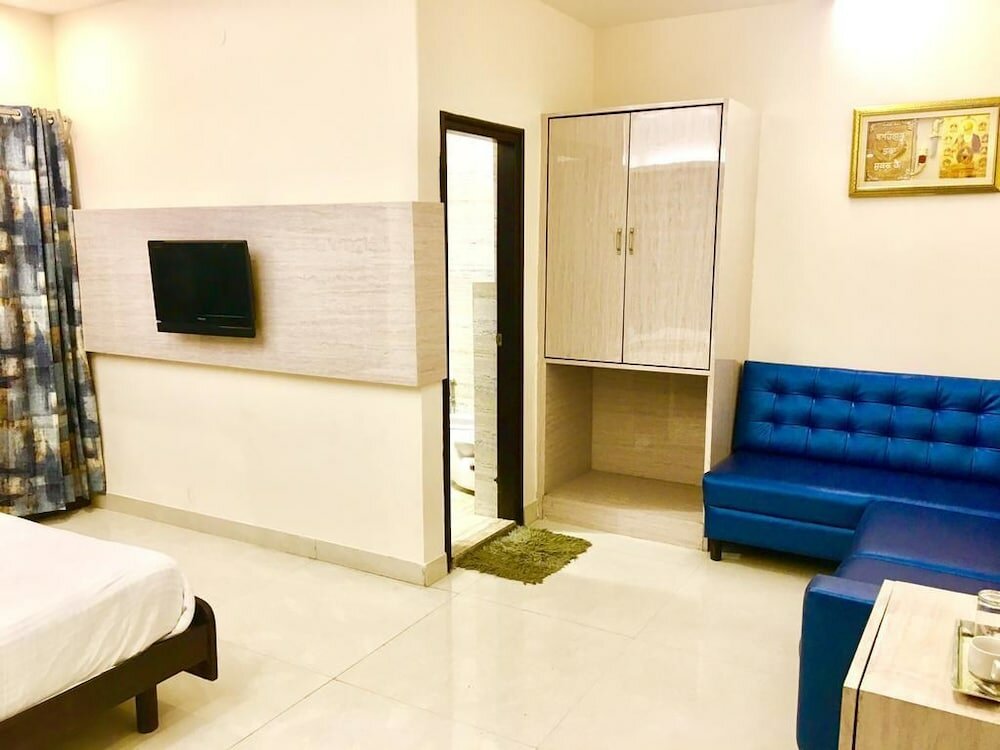 Фото Hotel Cj International