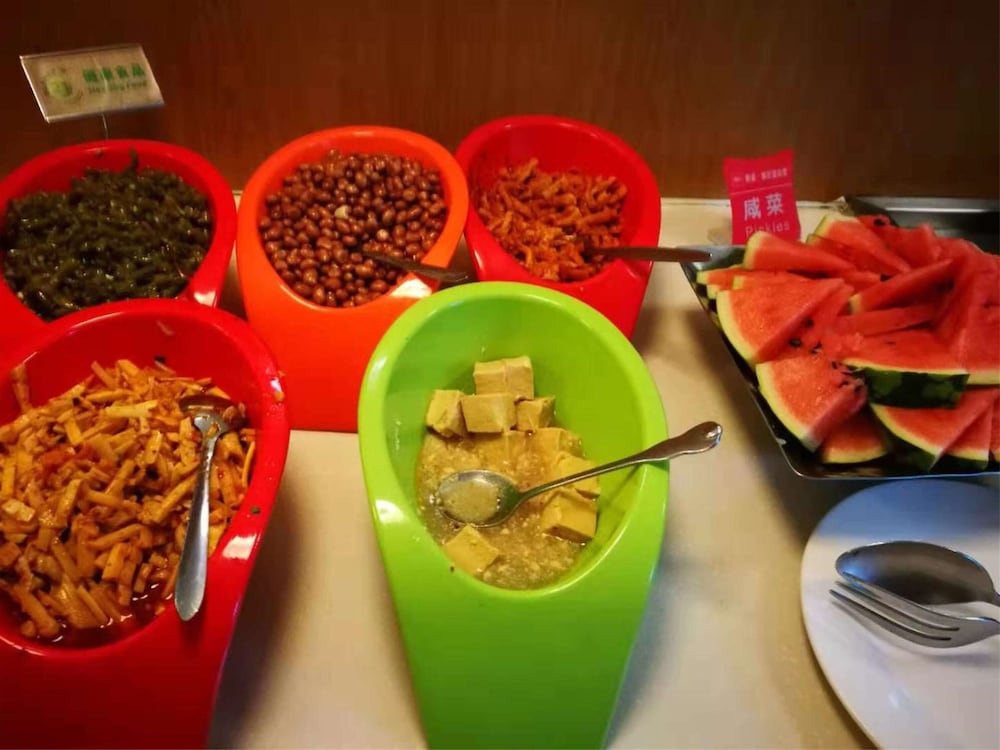 Фото Ibis Chengdu Yongfeng Hotel