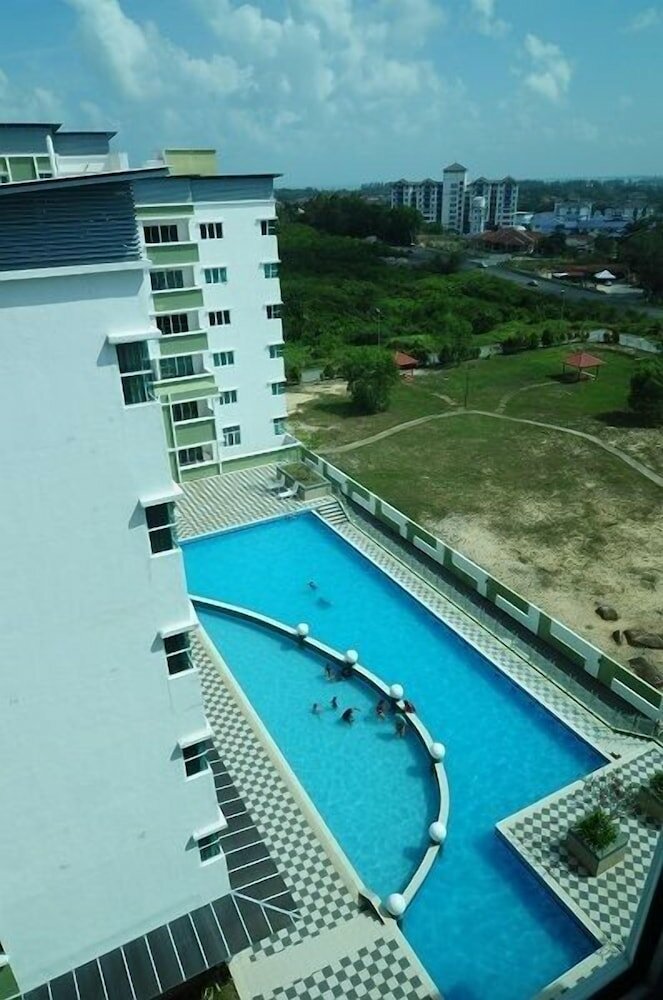 Фото D'Embassy Serviced Residence Suites