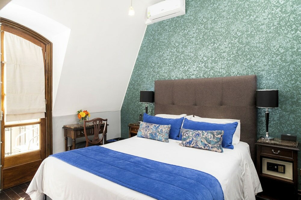 Фото Miravida Soho Hotel & Wine Bar