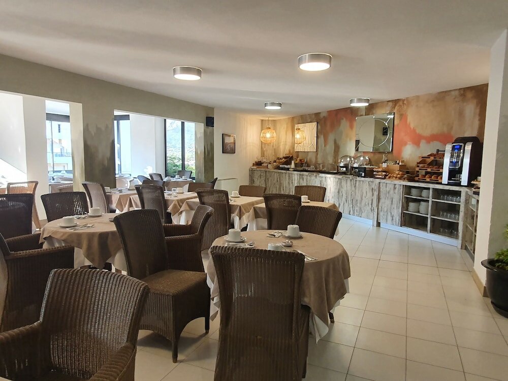 Фото Hotel Mariana