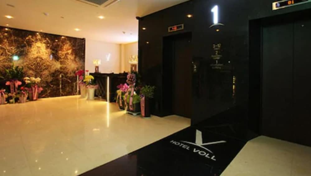 Фото Voll Hotel