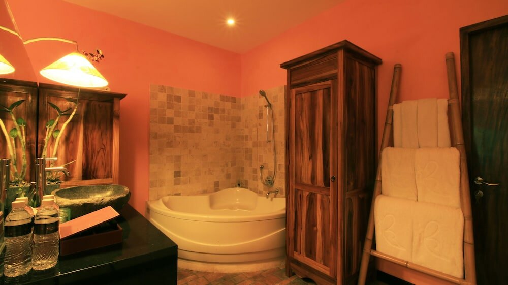 Фото Jungle Retreat by Kupu Kupu Barong