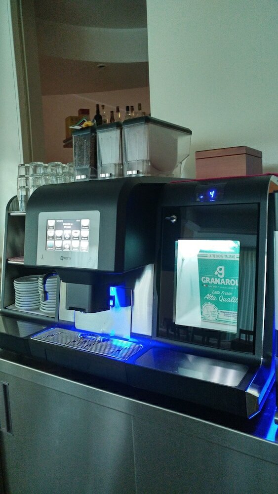 Фото Hotel La Perla