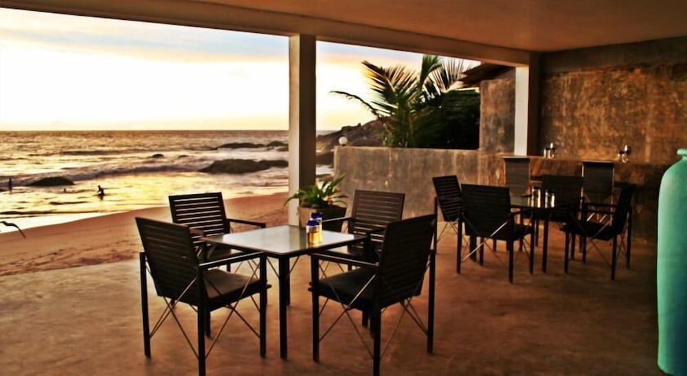 Фото Eight The Residence Ambalangoda