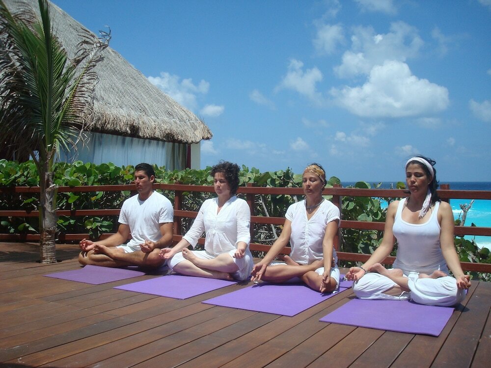 Фото The Pyramid Cancun by Oasis
