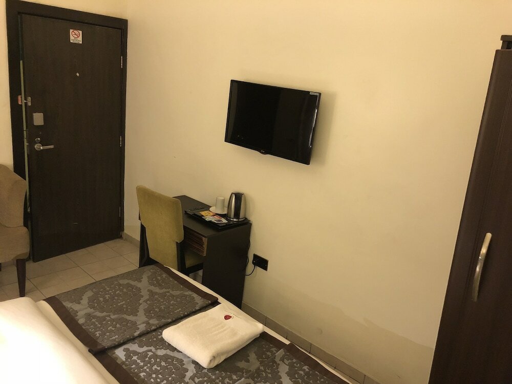 Фото Lakeem Suites Ikoyi