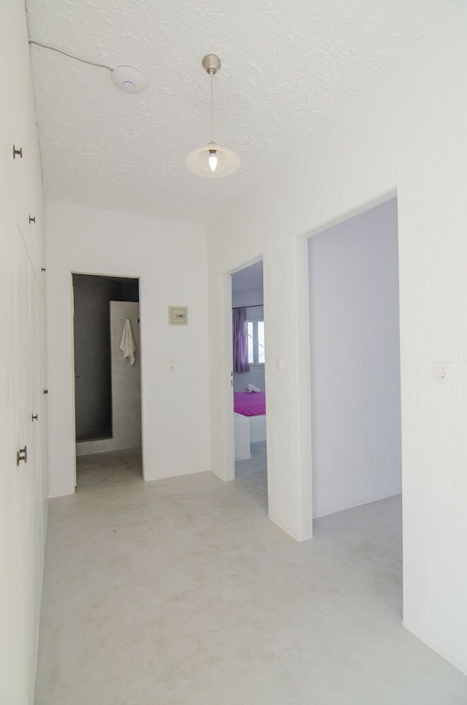 Фото George & Irene Hotel