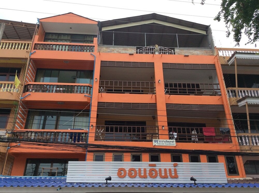 Фото отеля 1