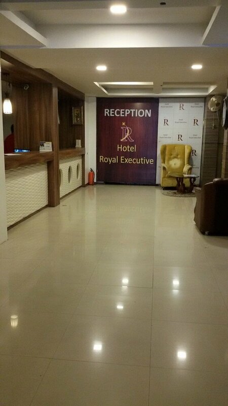 Гостиница Hotel Royal Enclave в Пуне