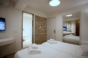 отель Anagram Hotel