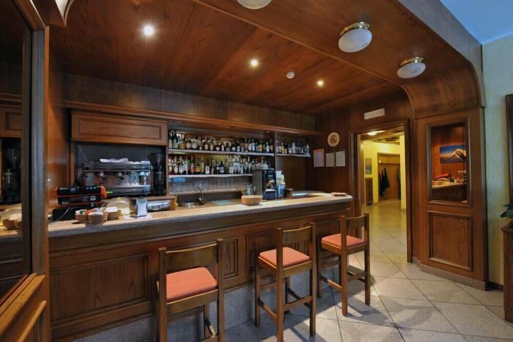 Фото Hotel Beau Sejour