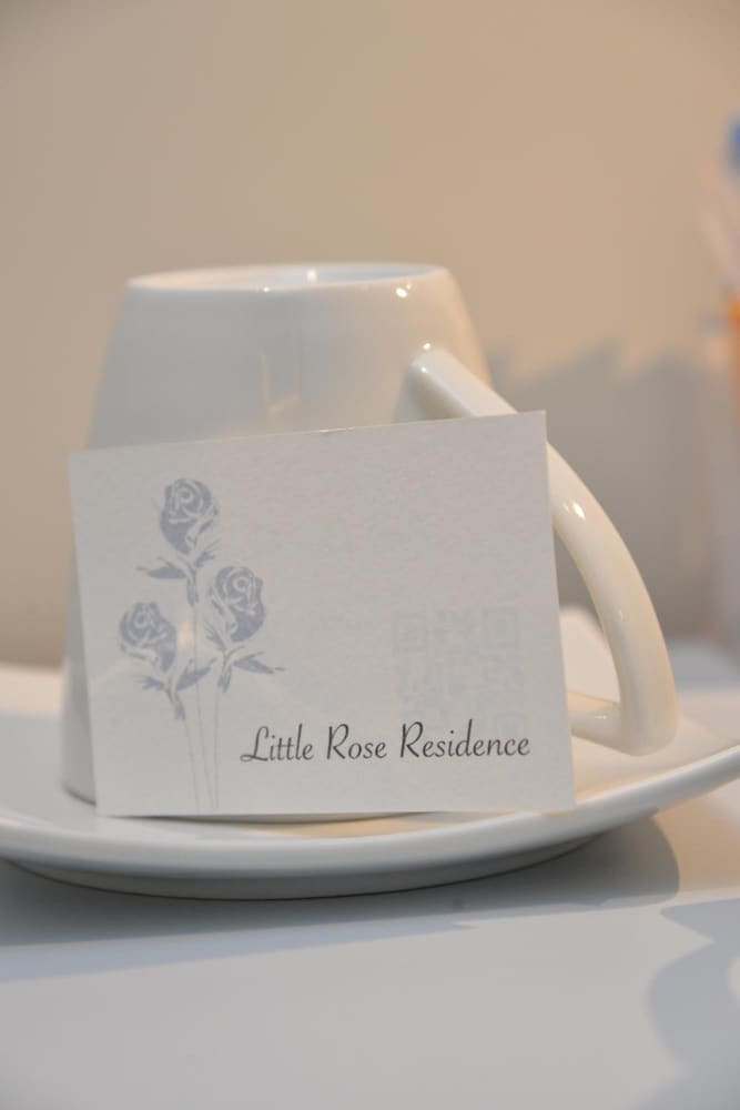 Фото Little Rose Residence
