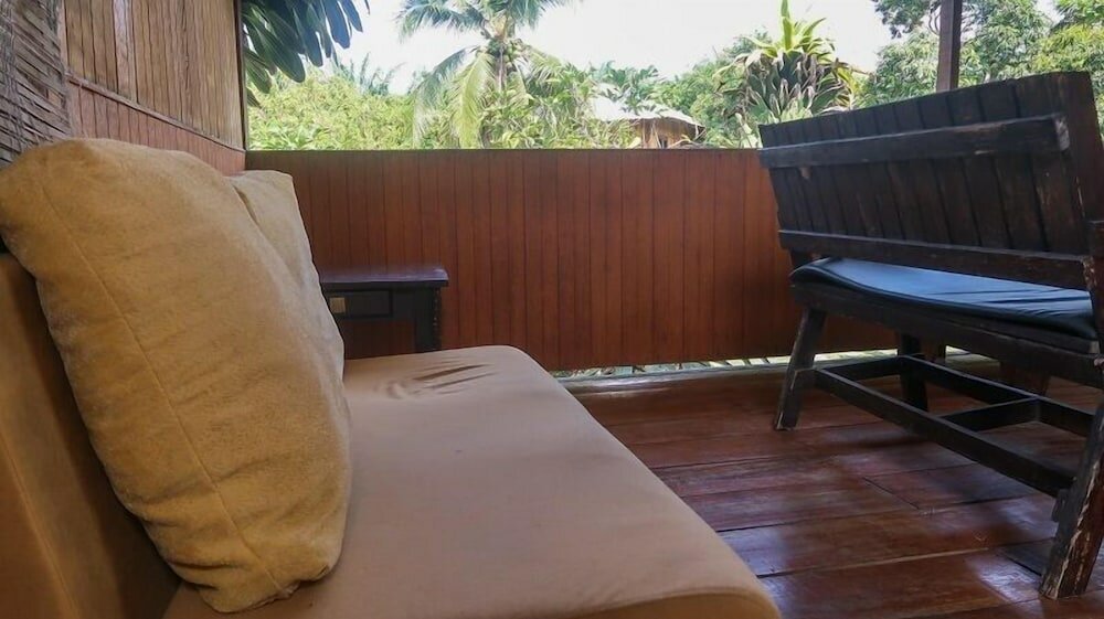 Фото The Roots Eco Resort