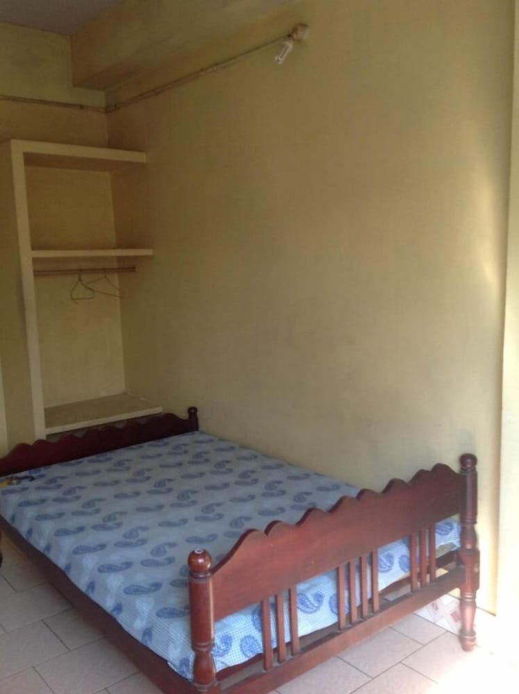 Фото St. Antonys Lodge Ernakulam Market