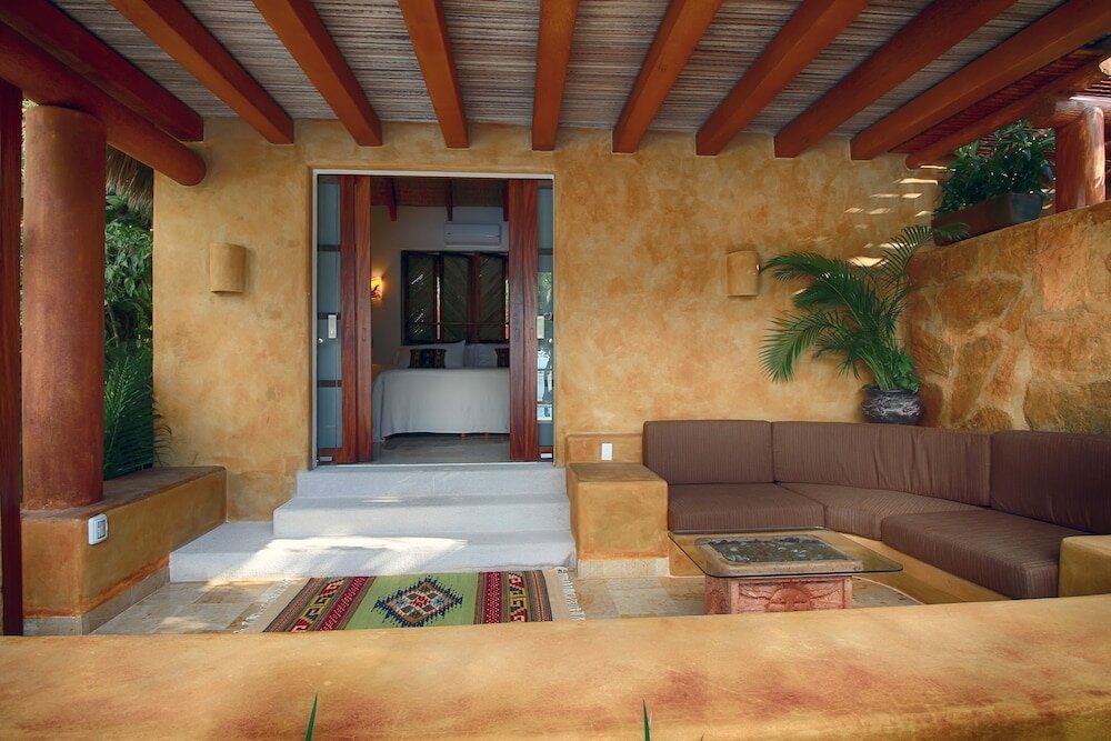 Фото The Inn at Manzanillo Bay