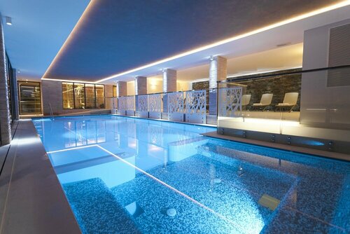 Внешний вид отеля Alpine Charme & Wellness Hotel Europeo в Пинцоле, фото 4