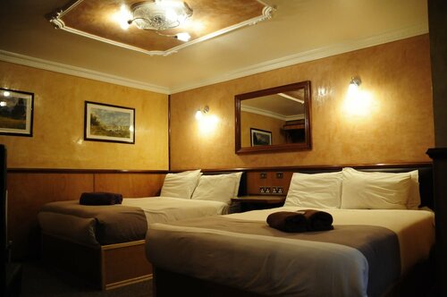 Гостиница Cricklewood Lodge Hotel в Лондоне