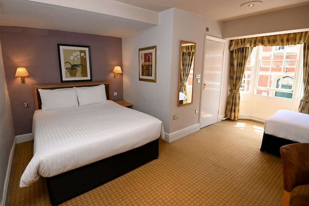 Фото Vine, Stafford by Marston's Inns