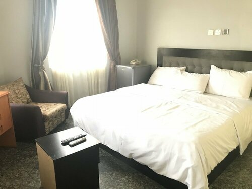 Гостиница Pentagon Luxury Suites Enugu