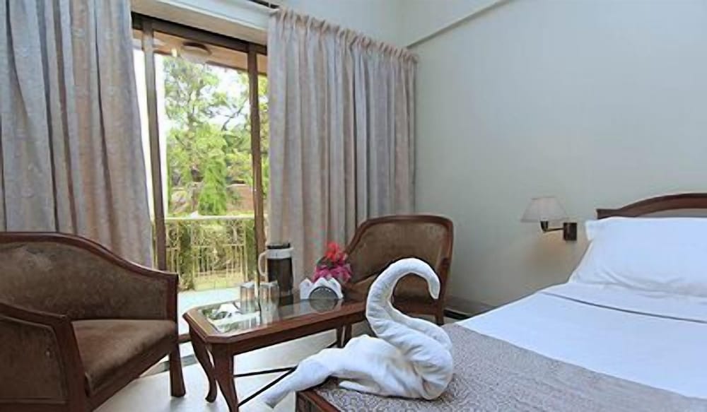 Фото Hotel The Metropole