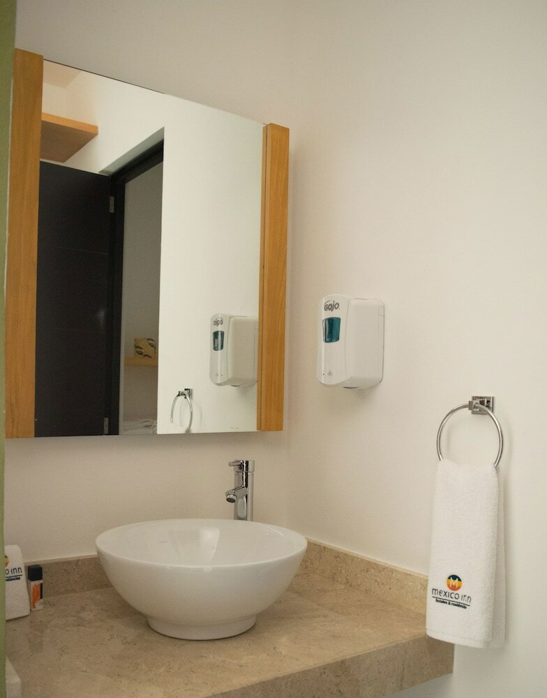 Фото Mexico Inn Express Salamanca