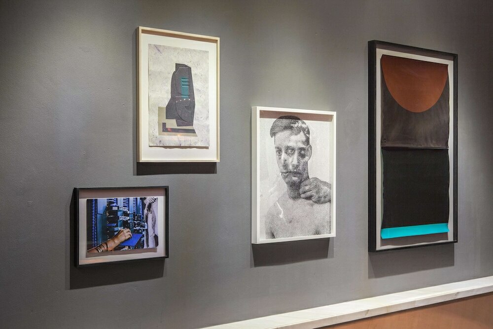 Фото The Emblem Hotel