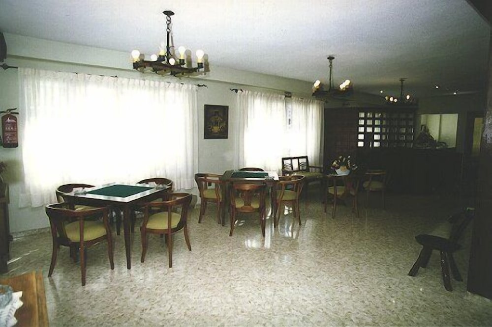 Фото Hostal Siete Picos