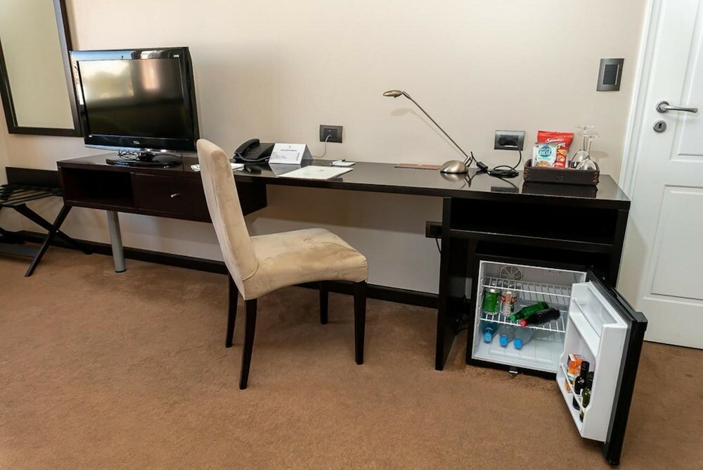 Фото Neuquen Tower Hotel