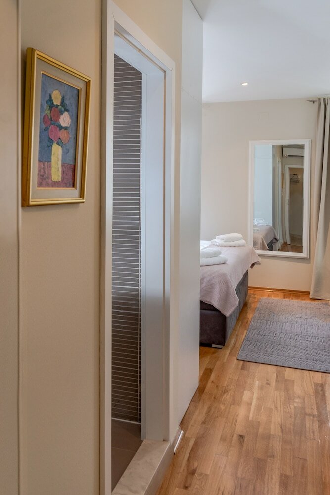 Фото Bouganvillea Split Apartments