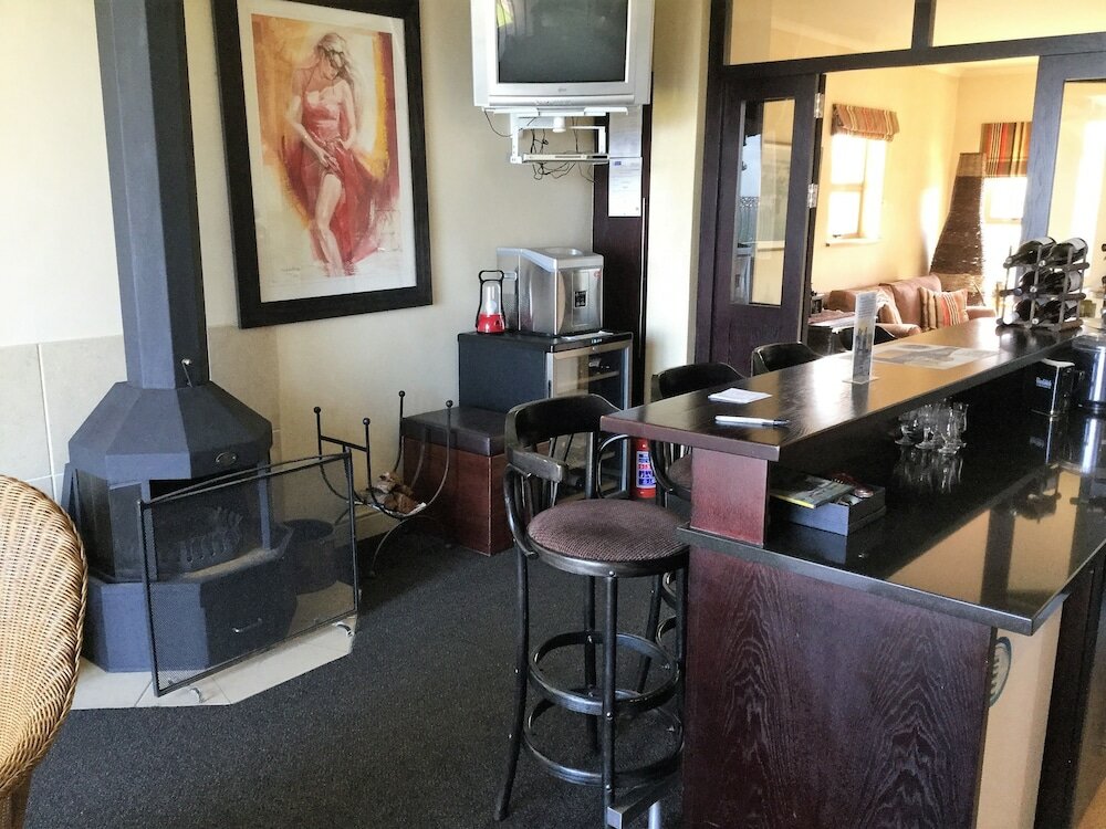 Фото On the Cliff Guest House