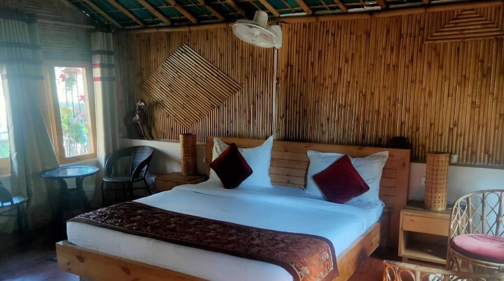 Фото Misty Oaks Resorts