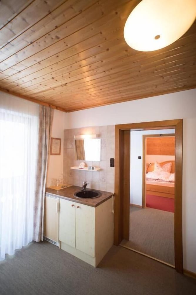 Фото Dormio Gasthof Höllwirt