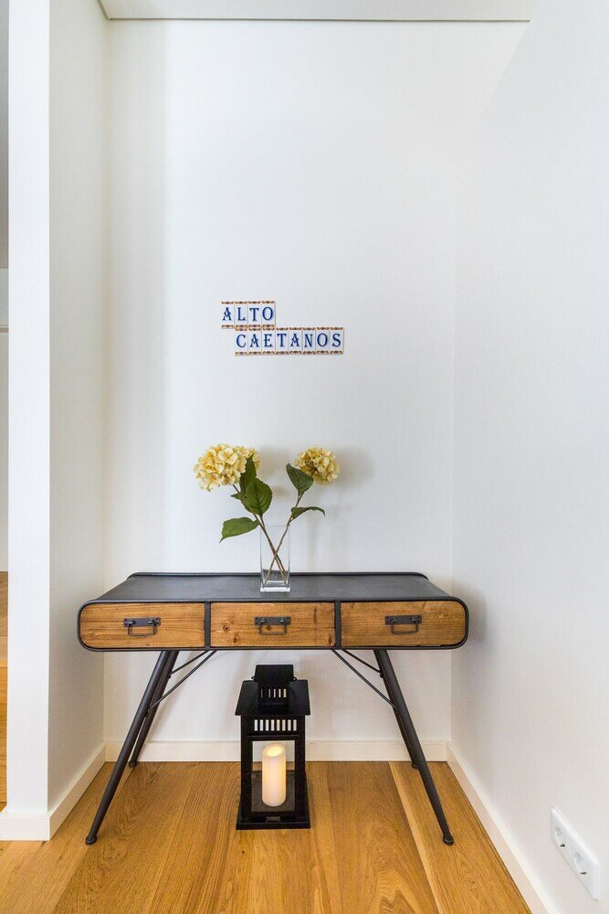 Фото Altido Bairro Alto 2-br Apartment w/Large Terrace