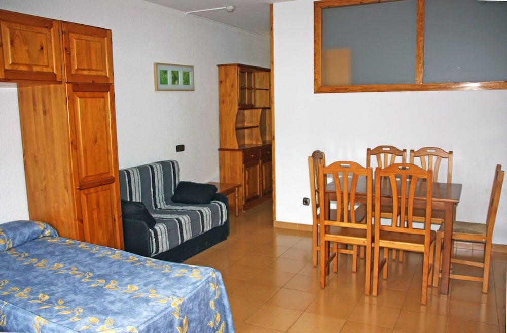 Фото Estudios Cims Pas 3000