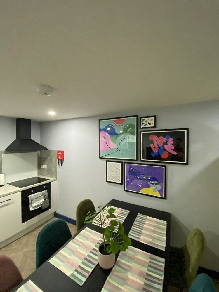 Фото Aaron Wise - 51 Fitzhamon