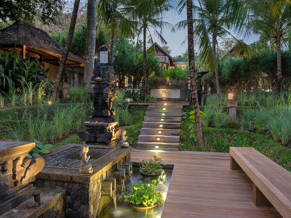 Фото Seseh Beach Villas