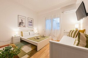 Гостиница Apartment at Megaro Mousikis metro station 1bed 2 pers