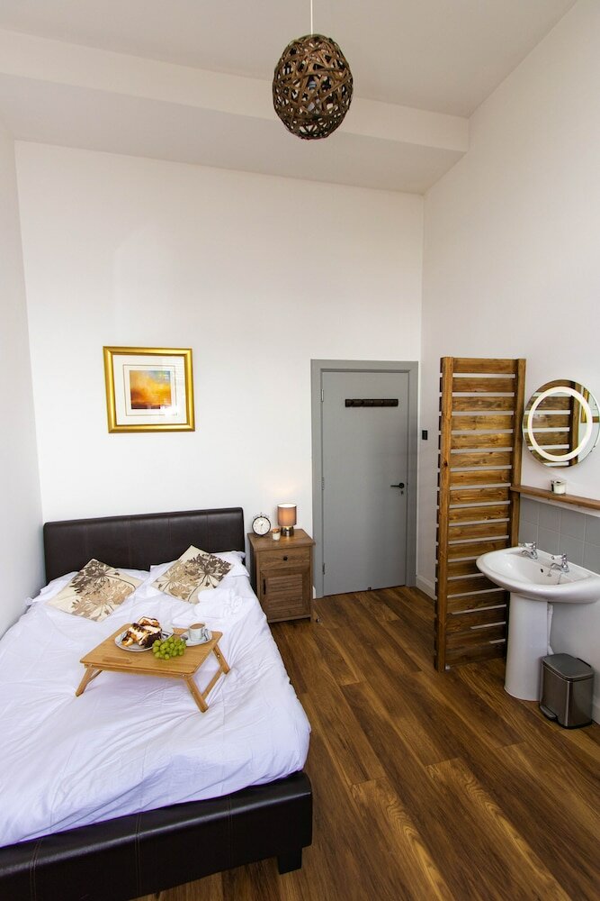 Фото Cades Accommodation