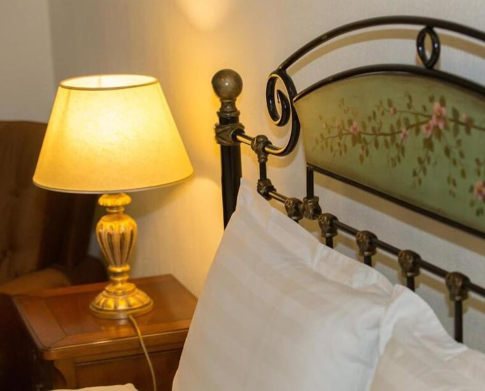 Фото Arkefthos Mountain Hotel