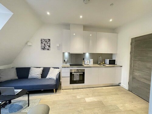 Гостиница Remarkable 1-bed Apartment in Slough в Слау