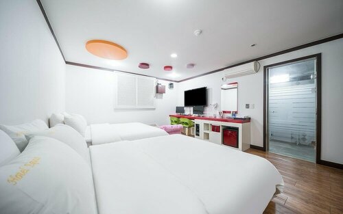 Гостиница Suwon Equus в Ыйване